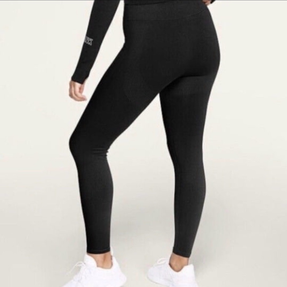 PINK Victoria's Secret Jet Black Leggings